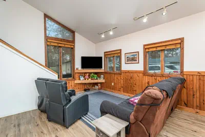 Photo 4 - Cozy Home on Lake Huron I