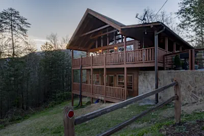 Photo 5 - Bear View Cabin