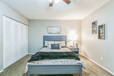 Photo 3 - Adventure Awaits: Stylish Stone Mountain Stay