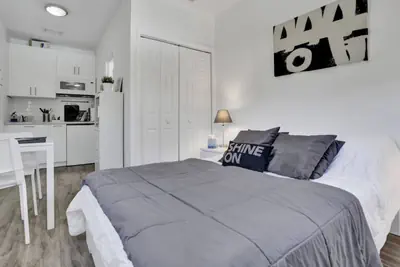 Photo 3 - Cozy Studio Apartment
