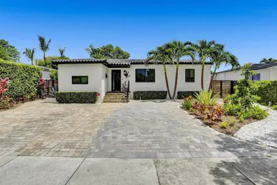 Photo 4 - Casa Coral with Heated Pool & Charcoal BBQ area