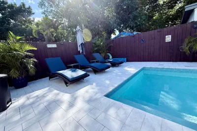 Photo 2 - Miami Heated pool Villa Sleeps 10 Free Parking near Coconut Grove, Coral Gables, Brickell & Beaches