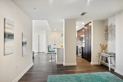 Photo 2 - Buckhead Penthouse in the Heart of the city