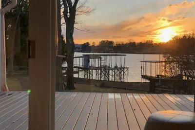 Photo 2 - The Lake House at Sunset Bay