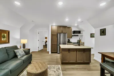 Photo 2 - Lux Loft