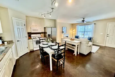 Photo 4 - Cozy Corner Cottage