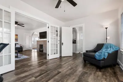 Photo 5 - Large 2 Bed Apartment in The Heart of Canton 2nd Floor Near HOF and Hospitals