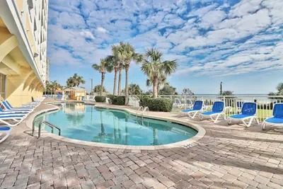 Photo 2 - Camelot By The Sea Resort 1505