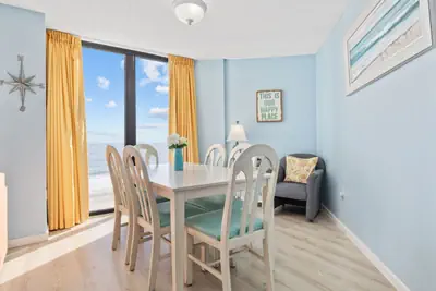 Photo 3 - Beach Cove Resort 405