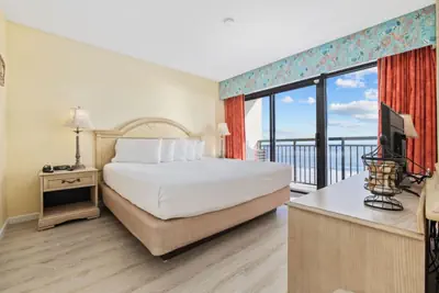 Photo 2 - Beach Cove Resort 405