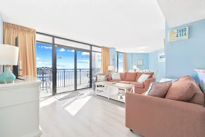 Photo 4 - Beach Cove Resort 405