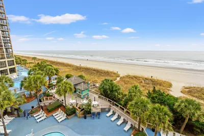 Photo 4 - Beach Cove Resort 423