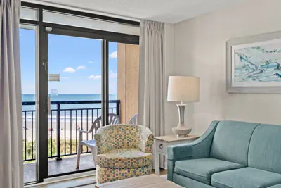 Photo 3 - Beach Cove Resort 417
