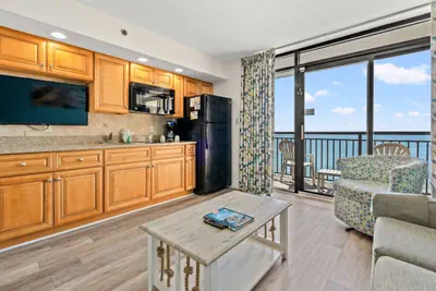 Photo 2 - Beach Cove Resort 1107