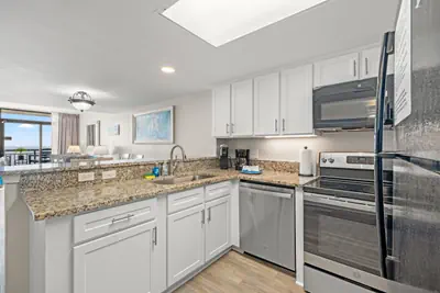 Photo 2 - Beach Cove Resort 1504