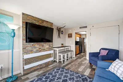 Photo 5 - Compass Cove Resort 1125