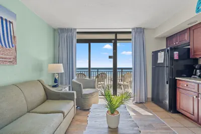 Photo 4 - Beach Cove Resort 612