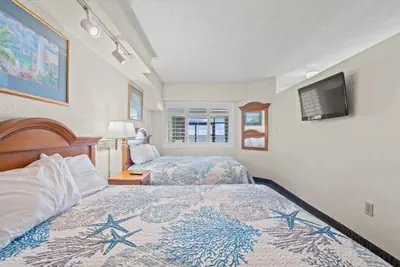 Photo 2 - Beach Cove Resort 612