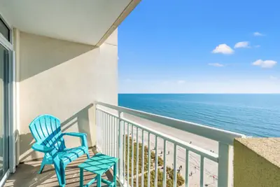 Photo 3 - Bay Watch Resort 1203