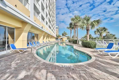 Photo 4 - Camelot By The Sea Resort 802