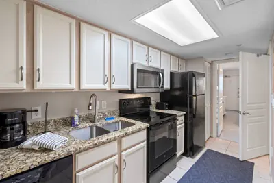 Photo 4 - Bay Watch Resort 1715