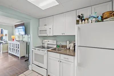 Photo 4 - Caravelle Resort Unit 409