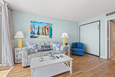 Photo 3 - Bay Watch Resort 1507