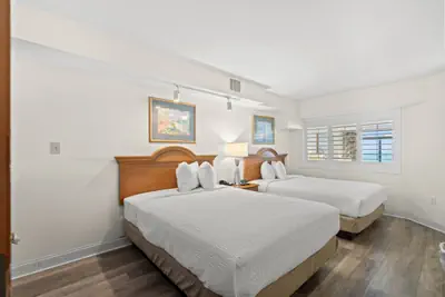 Photo 3 - Beach Cove Resort 812