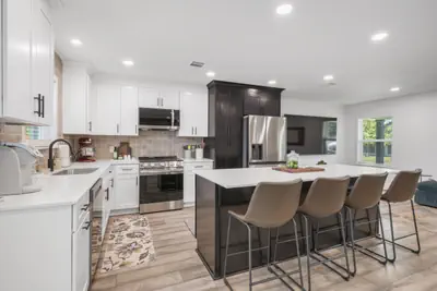Photo 3 - NEW 3BR/3BA Remodeled Home Walk to Kyle Field