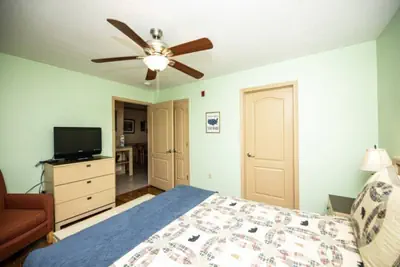 Photo 5 - The Cove - Unit 1302 - Mountain View Condos