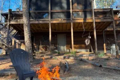 Photo 4 - Hollow Tree Hideaway - FREE Ticket for each night of your stay