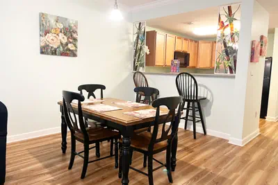 Photo 3 - MVC - Garden Apartment