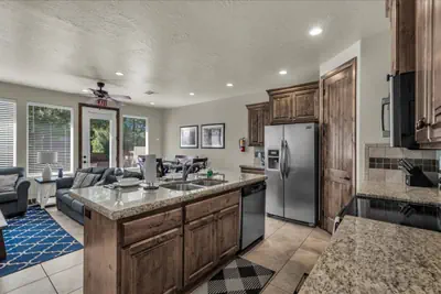 Photo 5 - Coral Ridge by Cloud Dream Homes