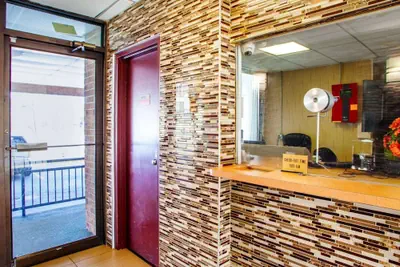 Photo 3 - Rodeway Inn Meadowlands