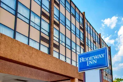 Photo 2 - Rodeway Inn Meadowlands