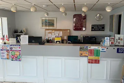 Photo 4 - Roman Holiday Motel