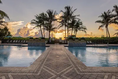 Photo 2 - Marriott's Oceana Palms
