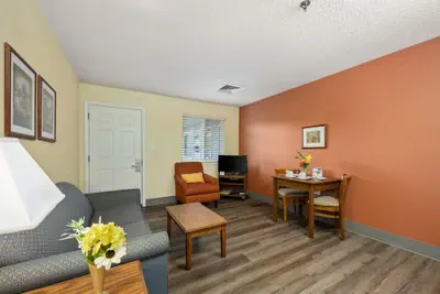 Photo 5 - Affordable Suites Fredericksburg