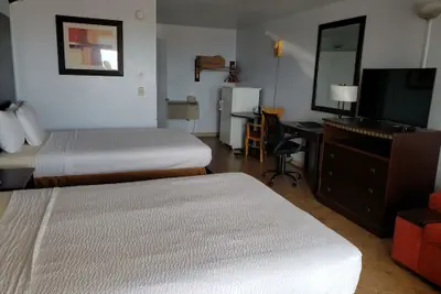 Photo 4 - Topaz Motel