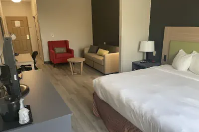 Photo 4 - Country Inn & Suites by Radisson, College Station, TX