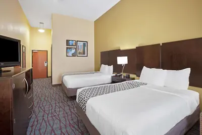 Photo 5 - La Quinta Inn & Suites By Wyndham Houston Pasadena North