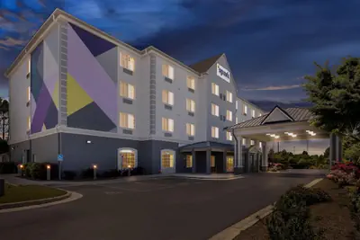Photo 2 - Spark by Hilton Homewood Birmingham