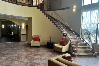 Photo 5 - Baymont by Wyndham Cuero