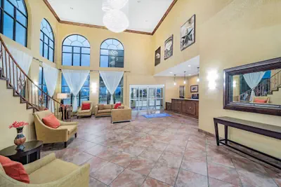 Photo 4 - Baymont by Wyndham Cuero