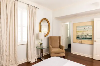 Photo 4 - Old Capitol Inn