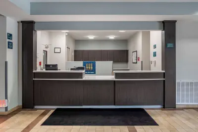 Photo 3 - MainStay Suites Denham Springs - Baton Rouge East