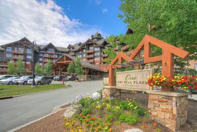 Photo 2 - One Ski Hill Place, a RockResort, by Vail Resorts