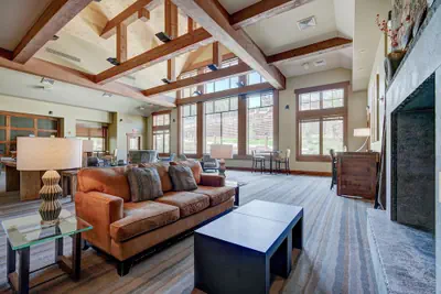 Photo 3 - One Ski Hill Place, a RockResort, by Vail Resorts
