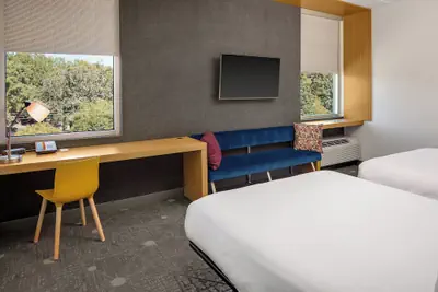 Photo 3 - Aloft by Marriott Chapel Hill