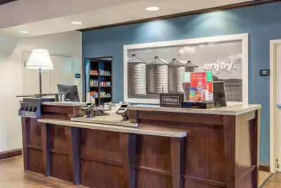 Photo 3 - Hampton Inn Minneapolis/Shakopee
